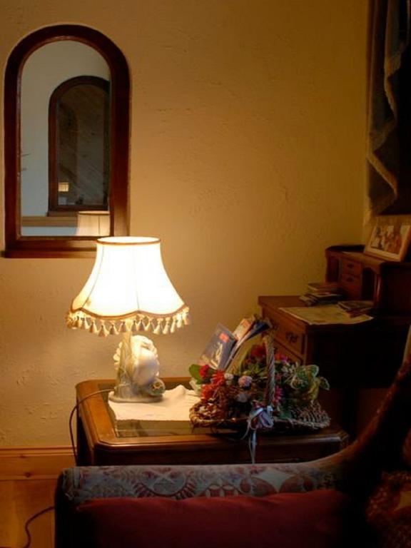Hawthorn House Guesthouse ケンメア エクステリア 写真